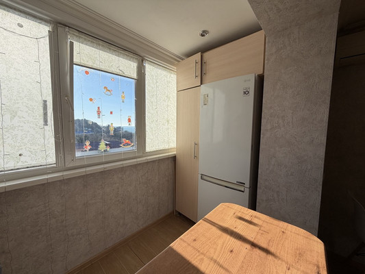 Продам двухкомнатную (2-комн.) квартиру, Звездная ул, 51, Туапсе г