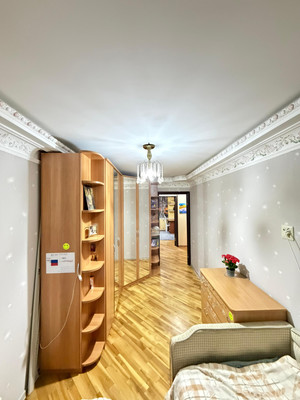 Продам трехкомнатную (3-комн.) квартиру, Суворова ул, 21, Нальчик г