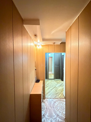 Продам трехкомнатную (3-комн.) квартиру, Суворова ул, 21, Нальчик г