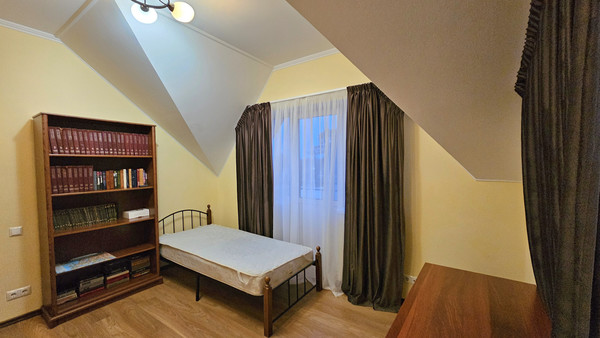 Сдам коттедж, Офицерская ул, 119, Токсовское тер. СНТ, 0 км от города