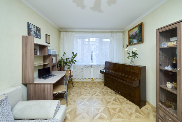 Продам однокомнатную (1-комн.) квартиру, Шкапина ул, 9Ак1, Санкт-Петербург г