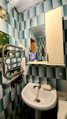 Продам двухкомнатную (2-комн.) квартиру, Катукова ул, 16, Липецк г