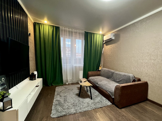 Продам однокомнатную (1-комн.) квартиру, Московская ул, 125к2, Краснодар г