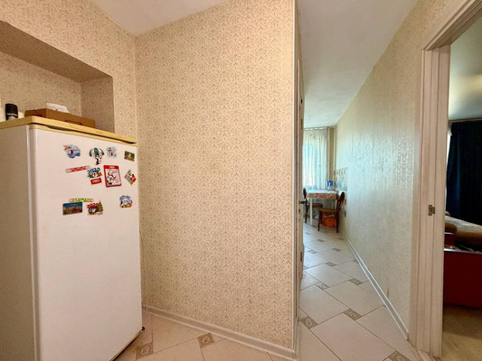 Продам однокомнатную (1-комн.) квартиру, Русская ул, 38а, Симферополь г