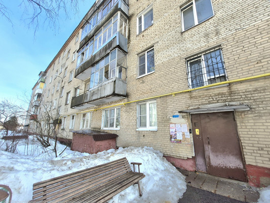 Продам двухкомнатную (2-комн.) квартиру, Лучистая ул, 5, Гребнево д