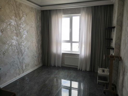 Продам трехкомнатную (3-комн.) квартиру, Энгельса ул, 93, Новороссийск г