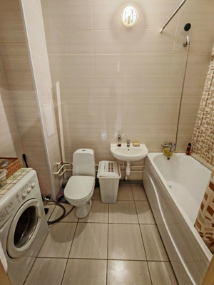 Продам однокомнатную (1-комн.) квартиру, Тихвинская (Сертолово-2 мкр.) ул, 8к2, Сертолово г