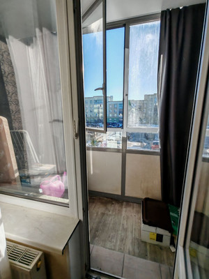 Продам однокомнатную (1-комн.) квартиру, Тихвинская (Сертолово-2 мкр.) ул, 8к2, Сертолово г