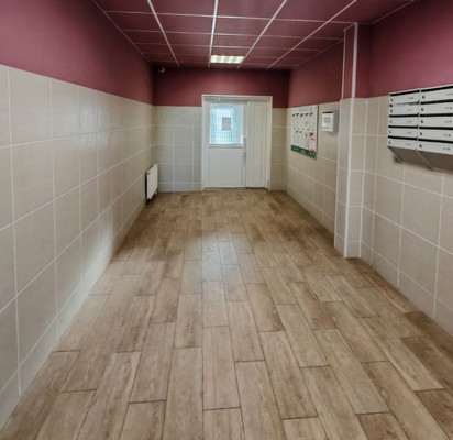 Продам однокомнатную (1-комн.) квартиру, Тихвинская (Сертолово-2 мкр.) ул, 8к2, Сертолово г