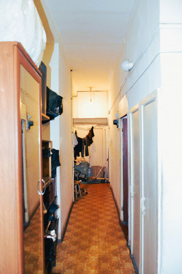 Продам трехкомнатную (3-комн.) квартиру, Киевская ул, 14, Санкт-Петербург г