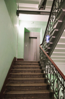 Продам трехкомнатную (3-комн.) квартиру, Киевская ул, 14, Санкт-Петербург г