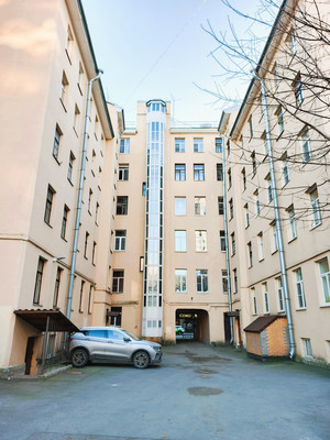 Продам трехкомнатную (3-комн.) квартиру, Киевская ул, 14, Санкт-Петербург г