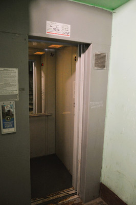 Продам трехкомнатную (3-комн.) квартиру, Киевская ул, 14, Санкт-Петербург г