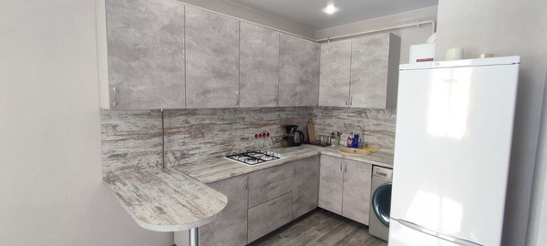 Сдам однокомнатную (1-комн.) квартиру, Батурина ул, 135, Симферополь г