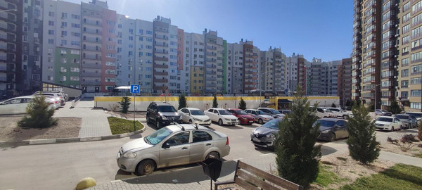 Сдам однокомнатную (1-комн.) квартиру, Батурина ул, 135, Симферополь г