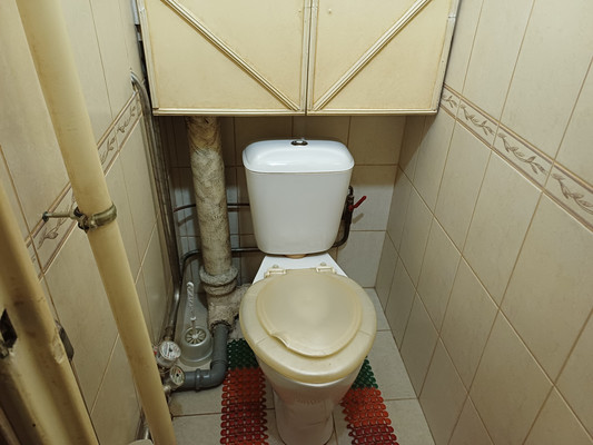 Продам трехкомнатную (3-комн.) квартиру, Коровникова ул, 1/53, Великий Новгород г