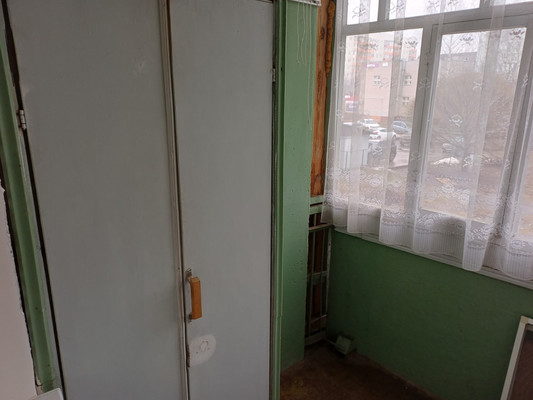 Продам трехкомнатную (3-комн.) квартиру, Коровникова ул, 1/53, Великий Новгород г