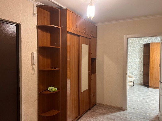 Сдам двухкомнатную (2-комн.) квартиру, Черкасская ул, 60/1, Краснодар г