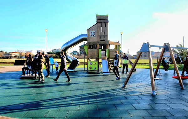 Продам участок 6 соток, ИЖС, Николаевка пгт, 0 км от города