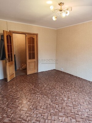 Продам комнату в 3-комн. квартире, Северный б-р, 19Б, Москва г