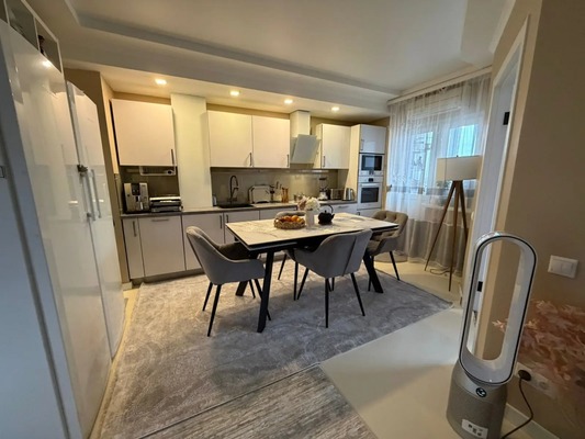 Продам трехкомнатную (3-комн.) квартиру, Кирова ул, 12к1, Люберцы г