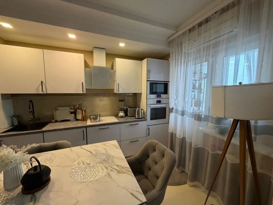 Продам трехкомнатную (3-комн.) квартиру, Кирова ул, 12к1, Люберцы г