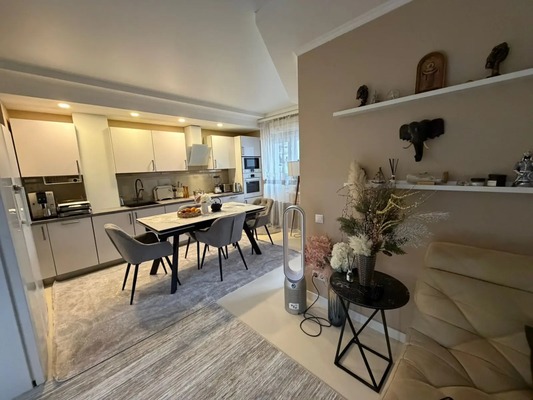 Продам трехкомнатную (3-комн.) квартиру, Кирова ул, 12к1, Люберцы г