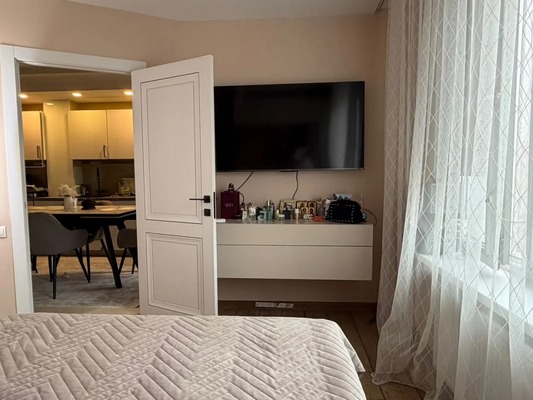 Продам трехкомнатную (3-комн.) квартиру, Кирова ул, 12к1, Люберцы г