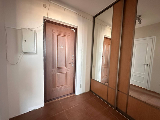 Продам однокомнатную (1-комн.) квартиру, Караваевская ул, 28Ак1, Санкт-Петербург г