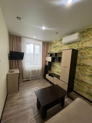 Продам однокомнатную (1-комн.) квартиру, Госпитальная ул, 1, Фокино г