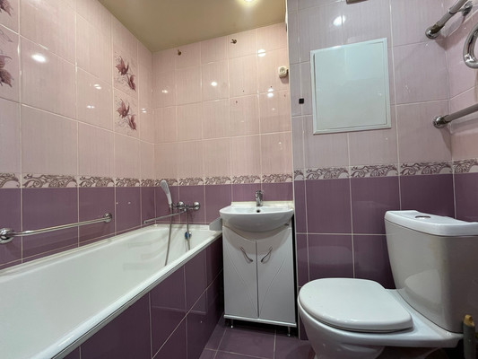 Продам однокомнатную (1-комн.) квартиру, Карла Маркса ул, 13, Фокино г