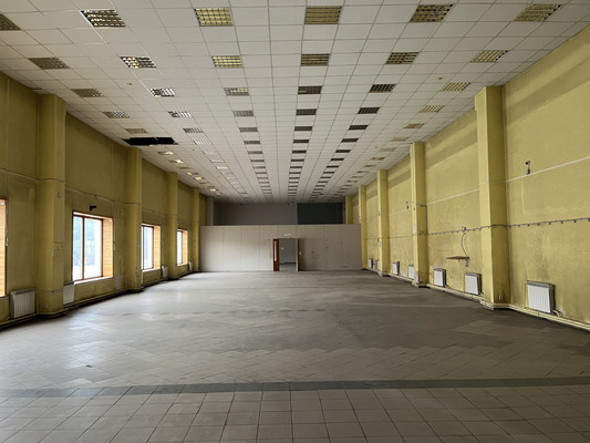 Сдам торговое помещение 550 м2, Затонская ул, 18, Красноярск г