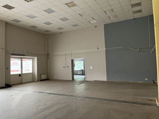 Сдам торговое помещение 550 м2, Затонская ул, 18, Красноярск г