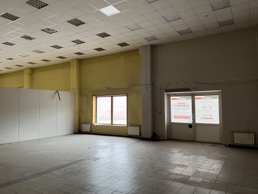 Сдам торговое помещение 550 м2, Затонская ул, 18, Красноярск г