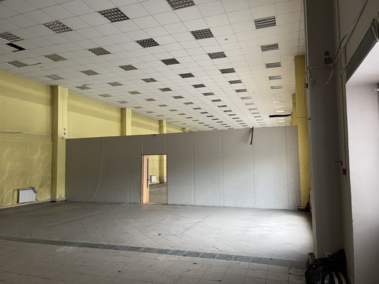 Сдам торговое помещение 550 м2, Затонская ул, 18, Красноярск г