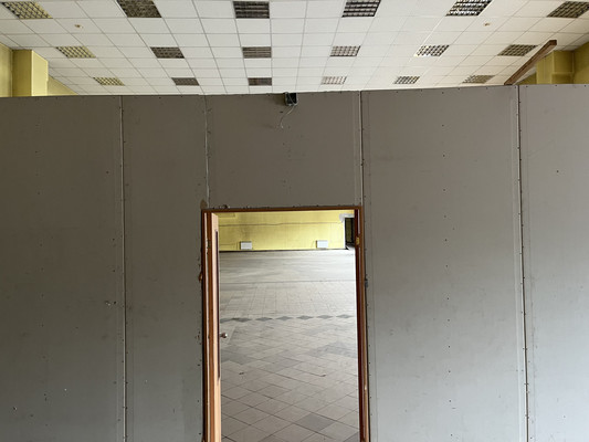 Сдам торговое помещение 550 м2, Затонская ул, 18, Красноярск г