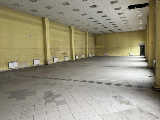 Сдам торговое помещение 550 м2, Затонская ул, 18, Красноярск г