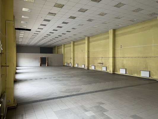 Сдам торговое помещение 550 м2, Затонская ул, 18, Красноярск г