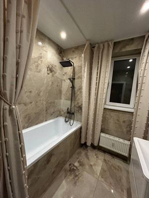 Продам трехкомнатную (3-комн.) квартиру, Зеленые аллеи б-р, 11, Видное г