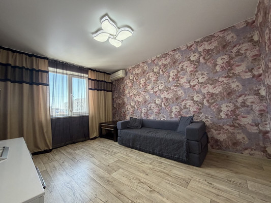 Продам двухкомнатную (2-комн.) квартиру, Водонасосная ул, 66, Комсомольск-на-Амуре г