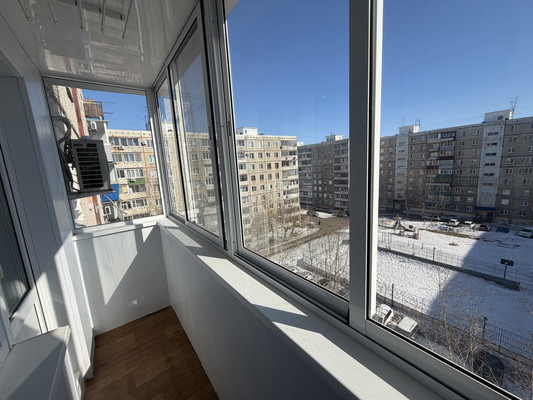 Продам двухкомнатную (2-комн.) квартиру, Водонасосная ул, 66, Комсомольск-на-Амуре г