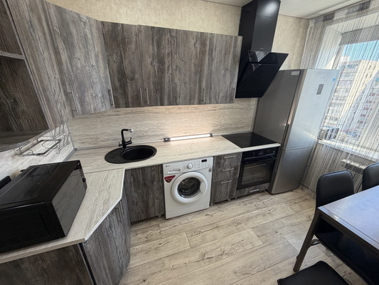 Продам двухкомнатную (2-комн.) квартиру, Водонасосная ул, 66, Комсомольск-на-Амуре г