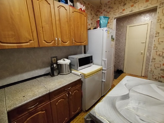 Продам двухкомнатную (2-комн.) квартиру, Кольцевая ул, 195, Уфа г