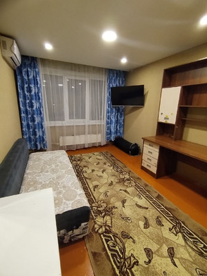 Продам двухкомнатную (2-комн.) квартиру, Кольцевая ул, 195, Уфа г