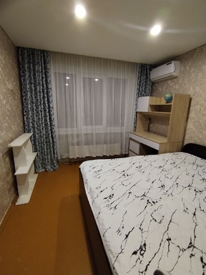 Продам двухкомнатную (2-комн.) квартиру, Кольцевая ул, 195, Уфа г