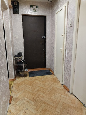 Продам двухкомнатную (2-комн.) квартиру, Кольцевая ул, 195, Уфа г