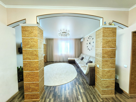 Продам трехкомнатную (3-комн.) квартиру, Карла Маркса ул, 63, Ишим г