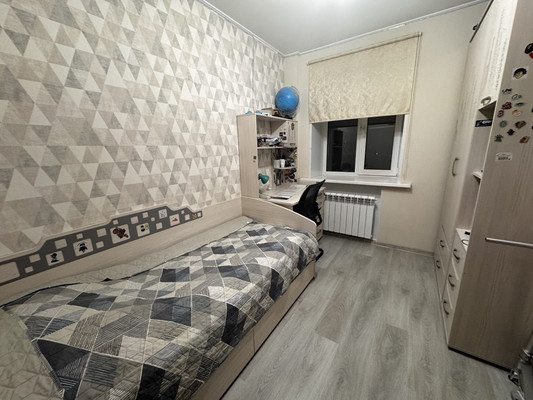 Продам многокомнатную квартиру, Свердлова ул, 10, Ишим г