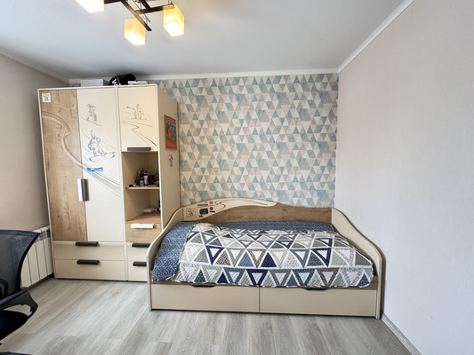 Продам многокомнатную квартиру, Свердлова ул, 10, Ишим г