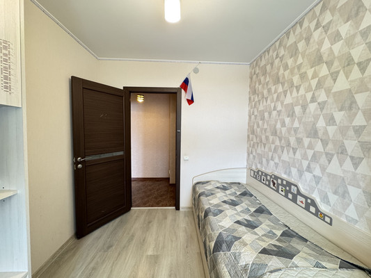 Продам многокомнатную квартиру, Свердлова ул, 10, Ишим г